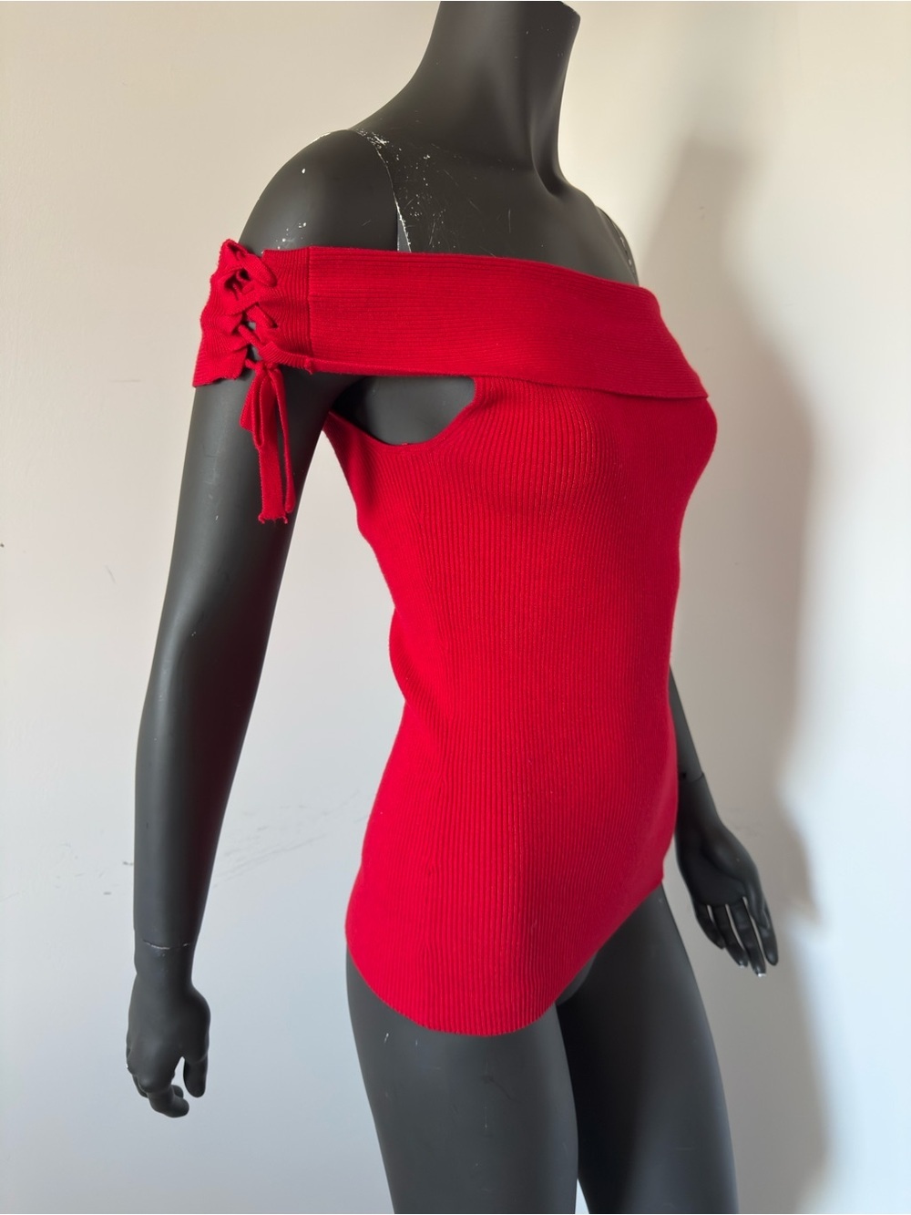 394. Le Chateau Off-Shoulder Red Ribbed Women’s Sweater Top - Picture 6 of 6